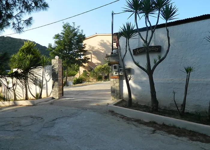 Asteri Skiathos Town