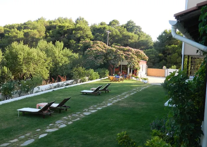 Asteri Skiathos Town