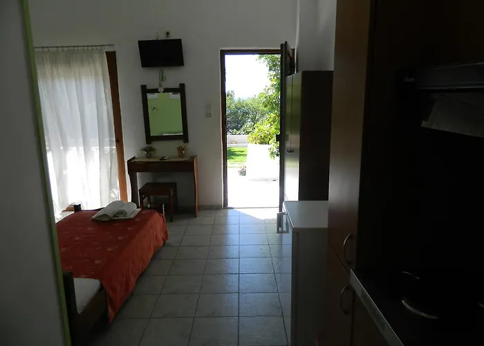 Asteri Skiathos Town